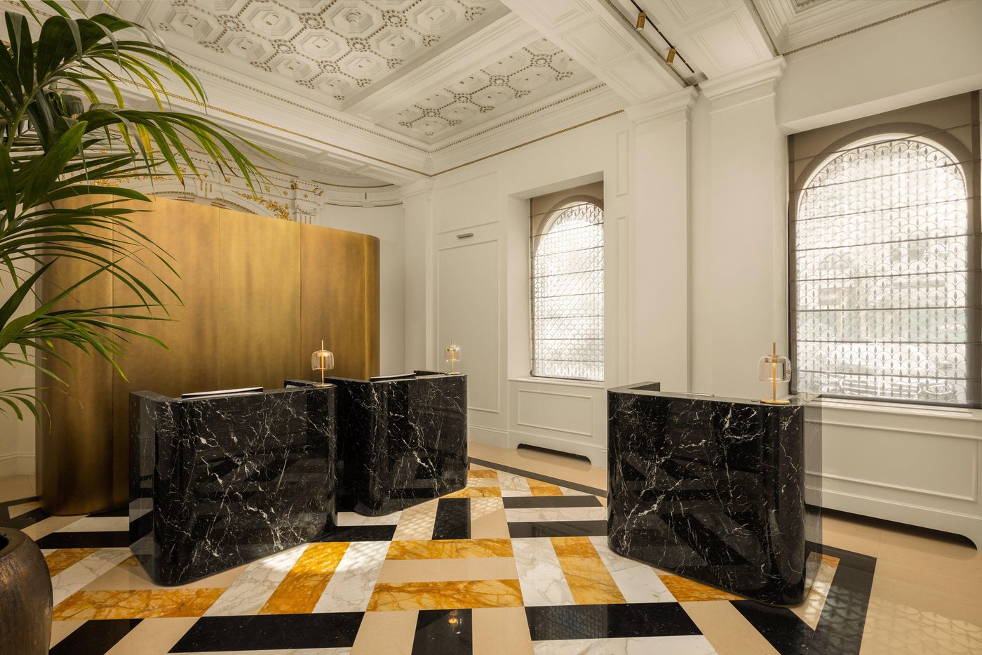 Ambasciatori-Palace-Hotel-Lobby-5