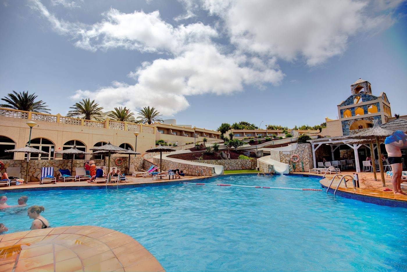 SBH-Monica-Beach-General-view-4