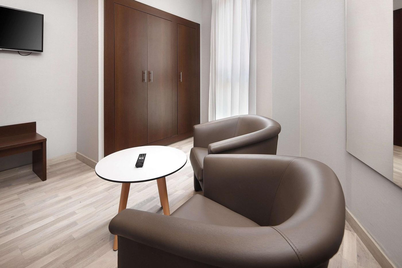 HCC Taber-Spain-Barcelona-Lobby-10