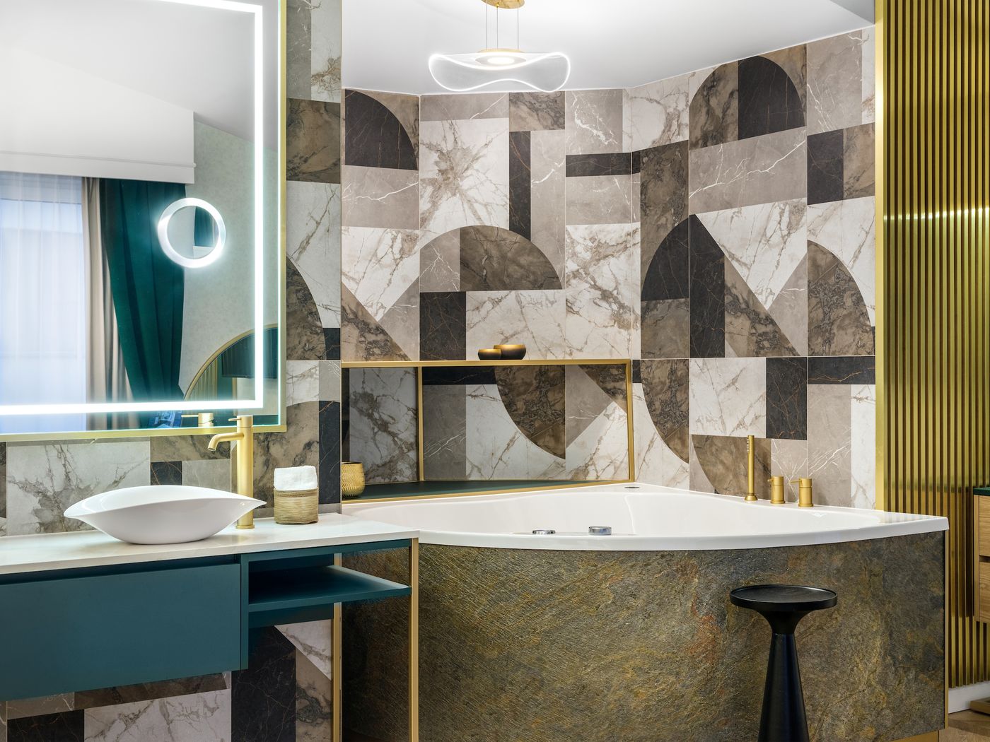 Hotel-Golden-Queen-Room-41