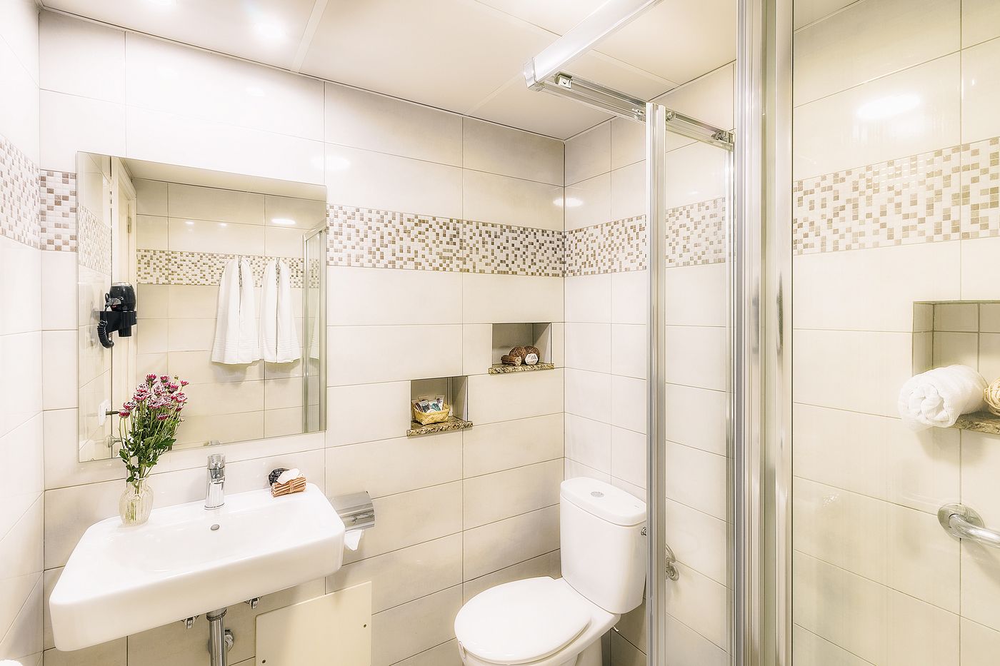 Apartamentos-LIVVO-Oasis-Room-33