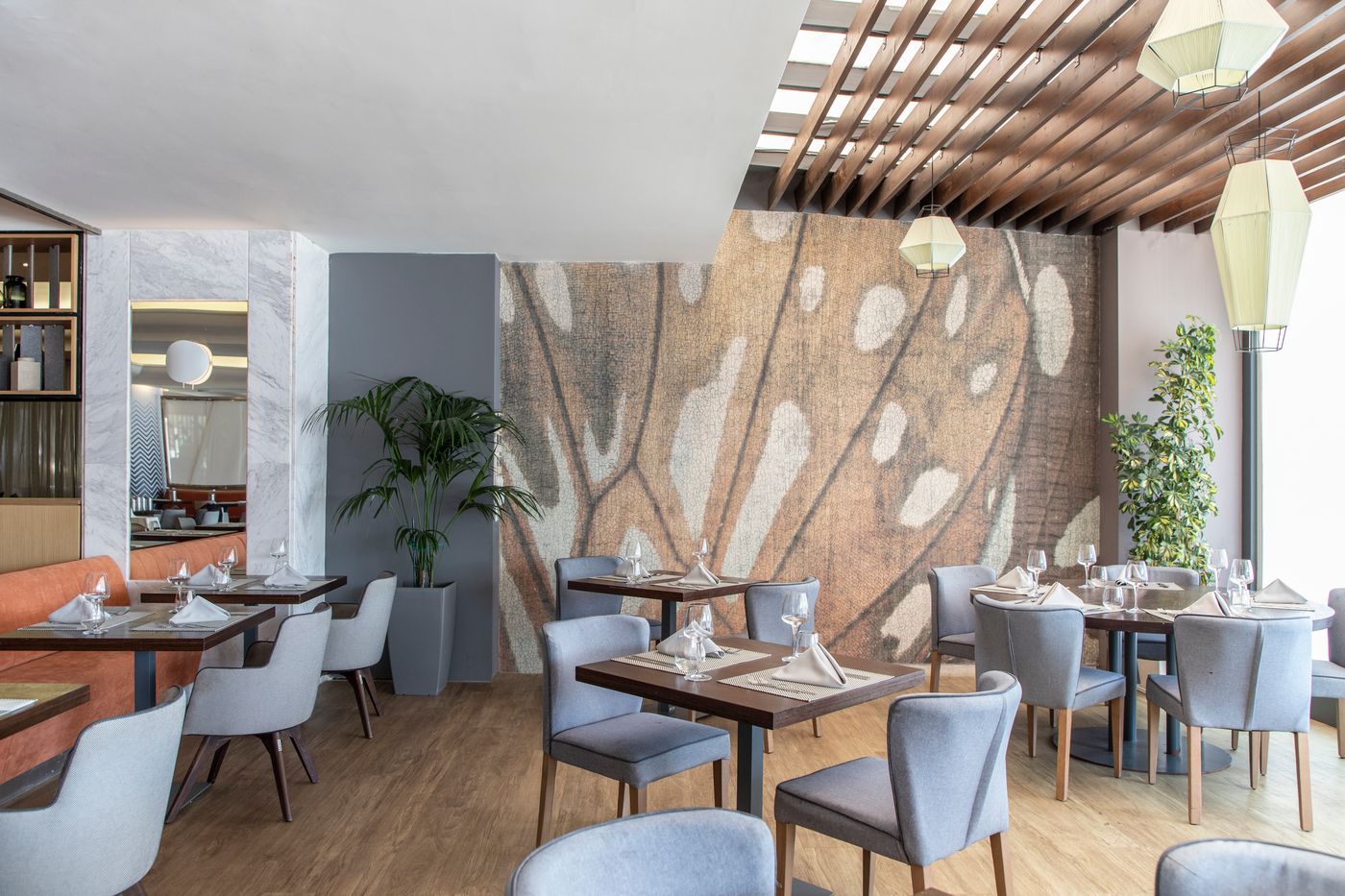 Eden-Roc-Resort-Hotel-Restaurant-50