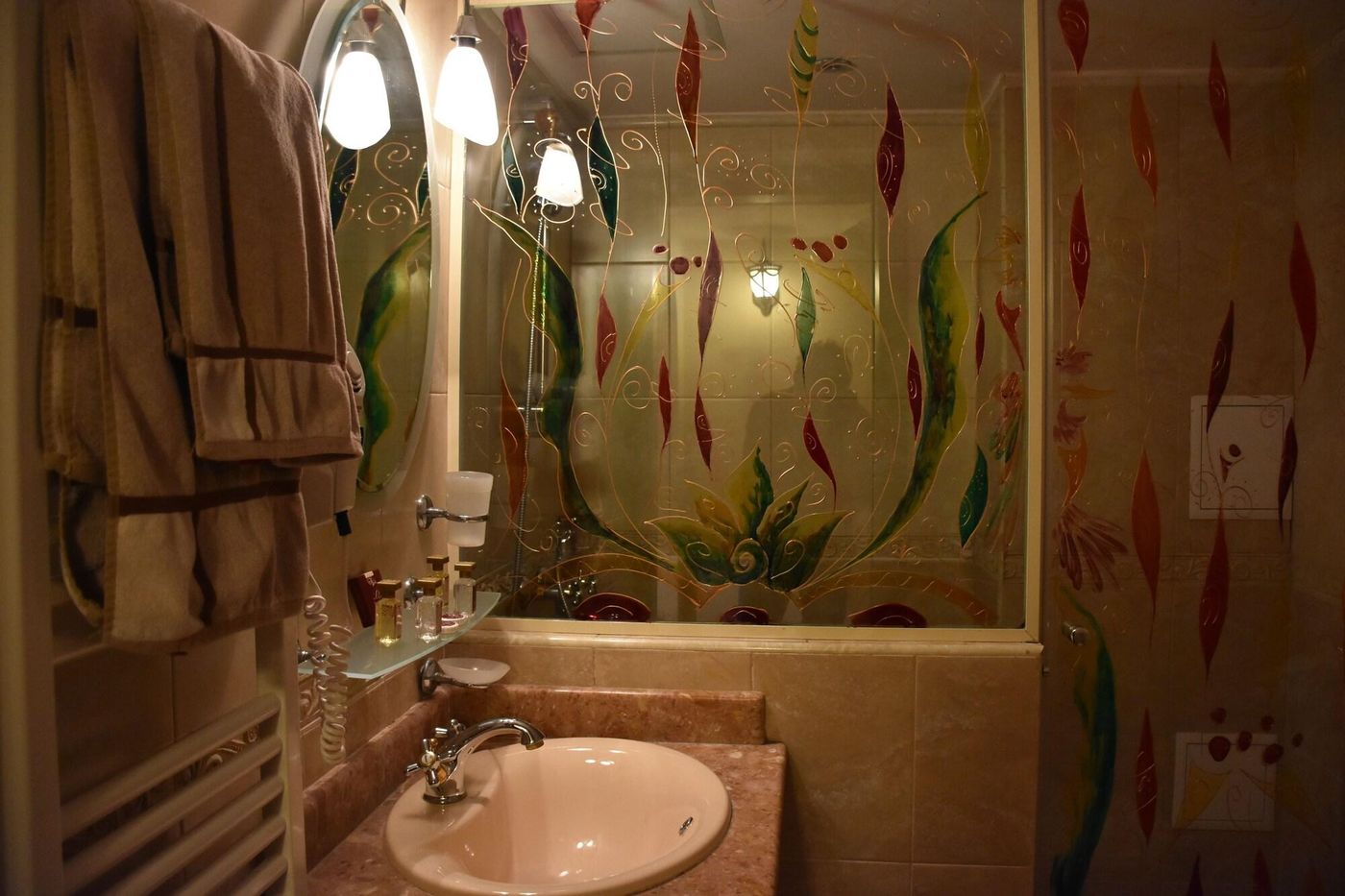 Boris-Palace-Room-35