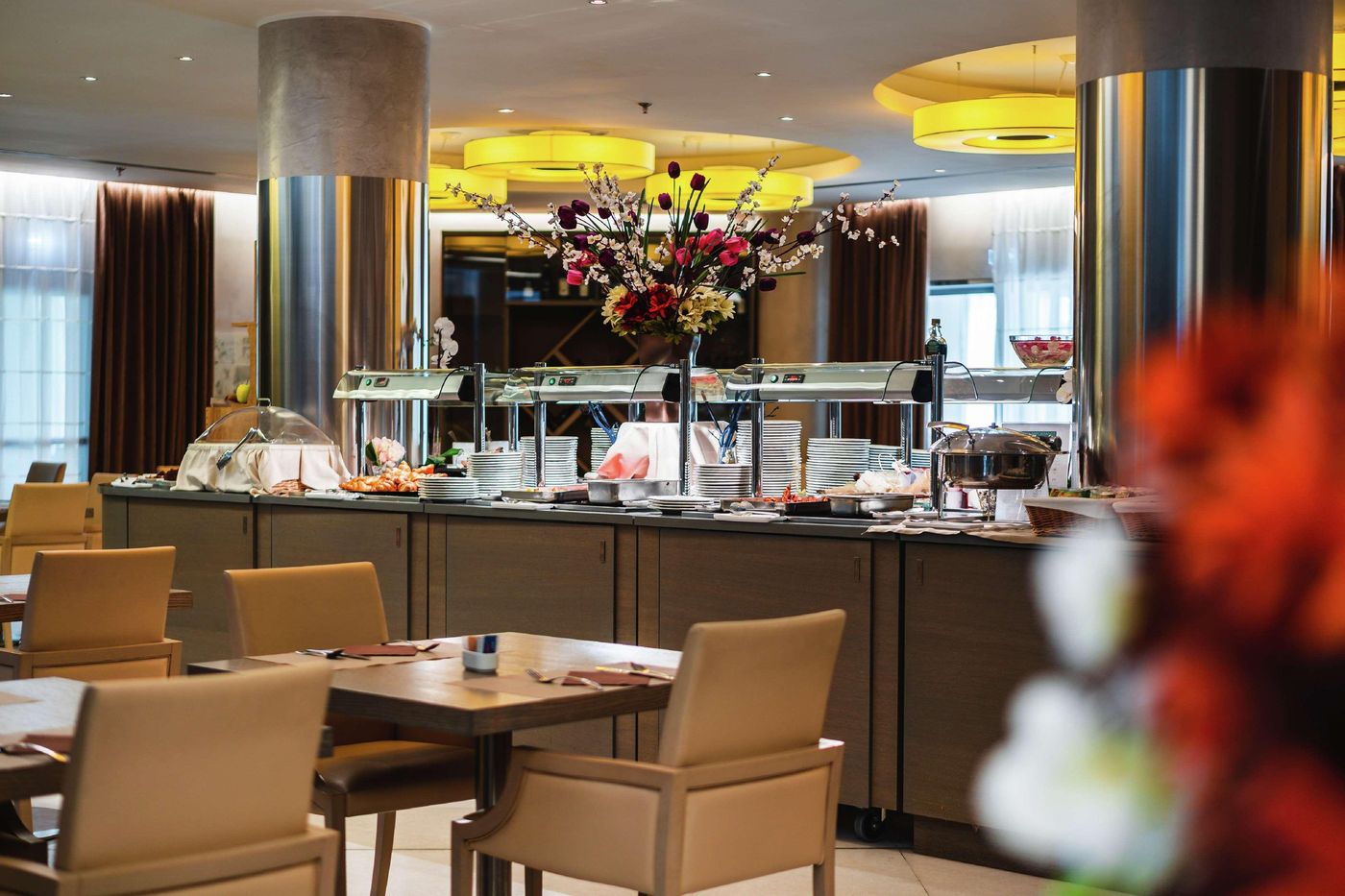 Double-Tree-by-Hilton-Hotel-Olbia-Restaurant-43