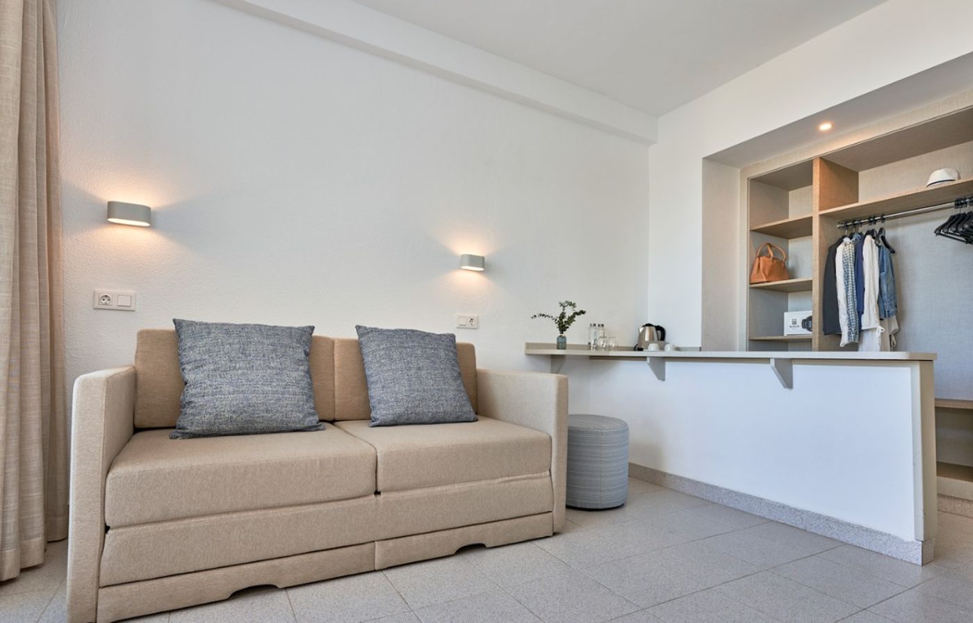 18.02.26 SMY Portocolom