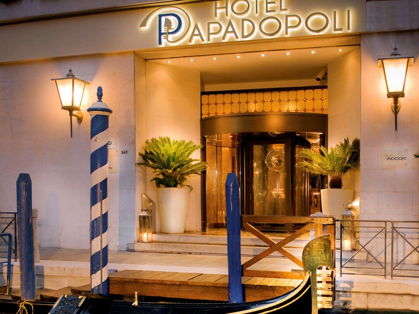 Hotel Papadopoli Venezia - MGallery - Italy - VENEZIA - Sports and Entertainment - 2
