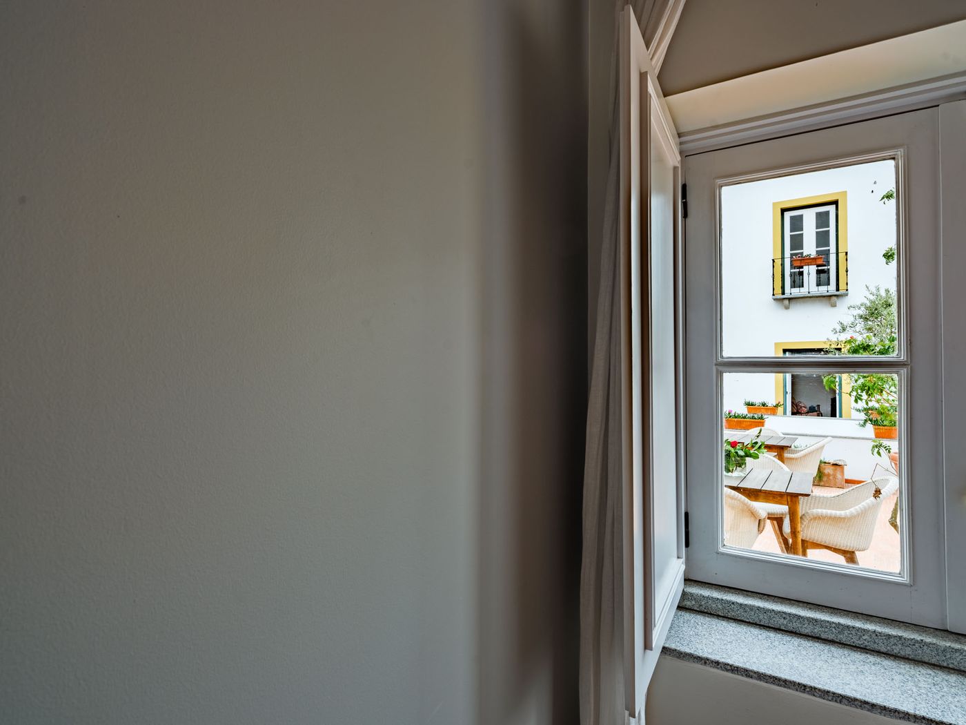 Albergaria-do-Calvario-by-Unlock-Hotels-Room-37