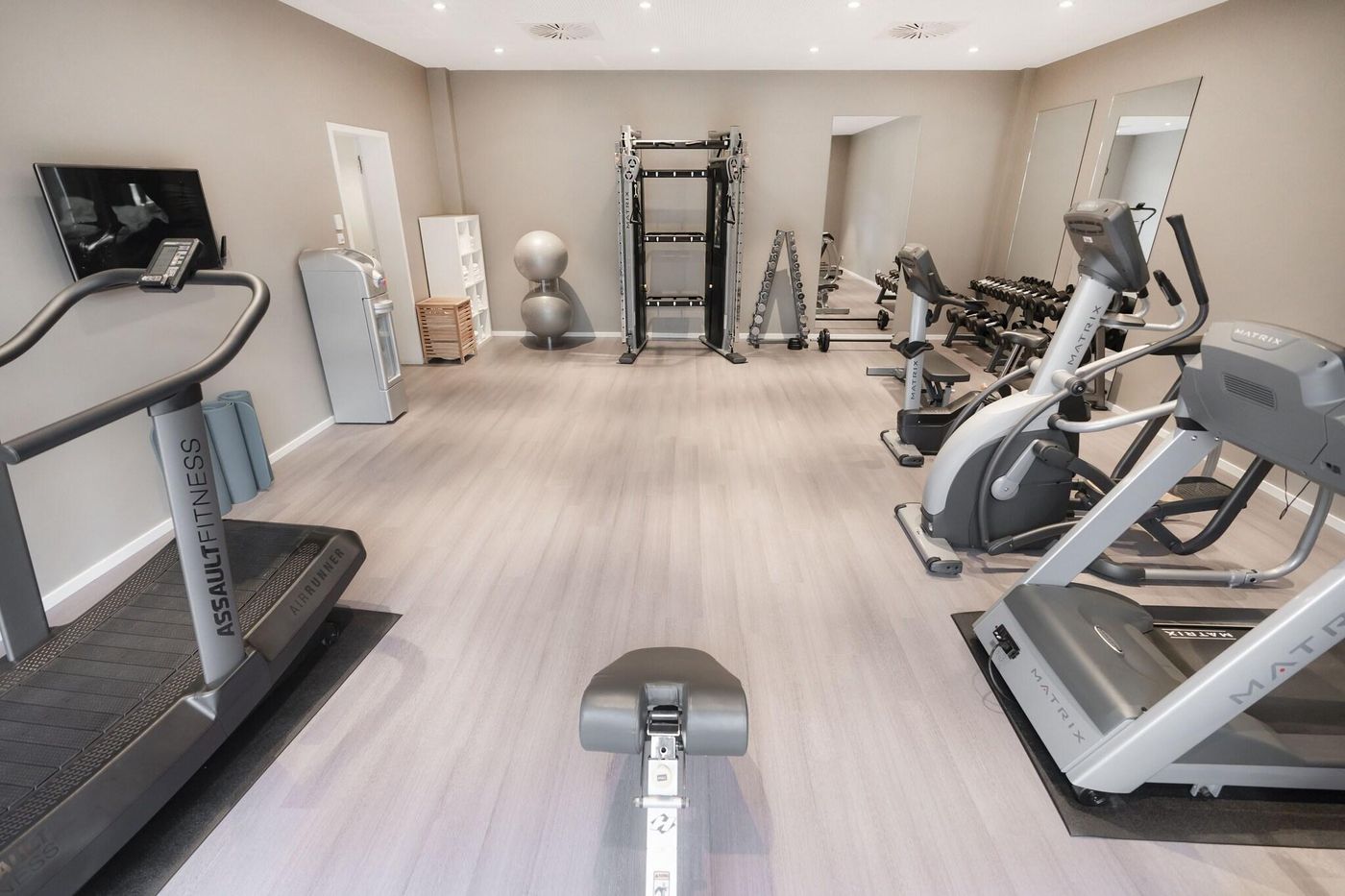 Legere-Hotel-Luxembourg-Sports-and-Entertainment-38