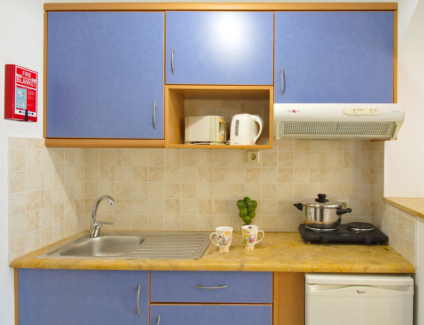 Maria-Rousse-Studios-Room-54