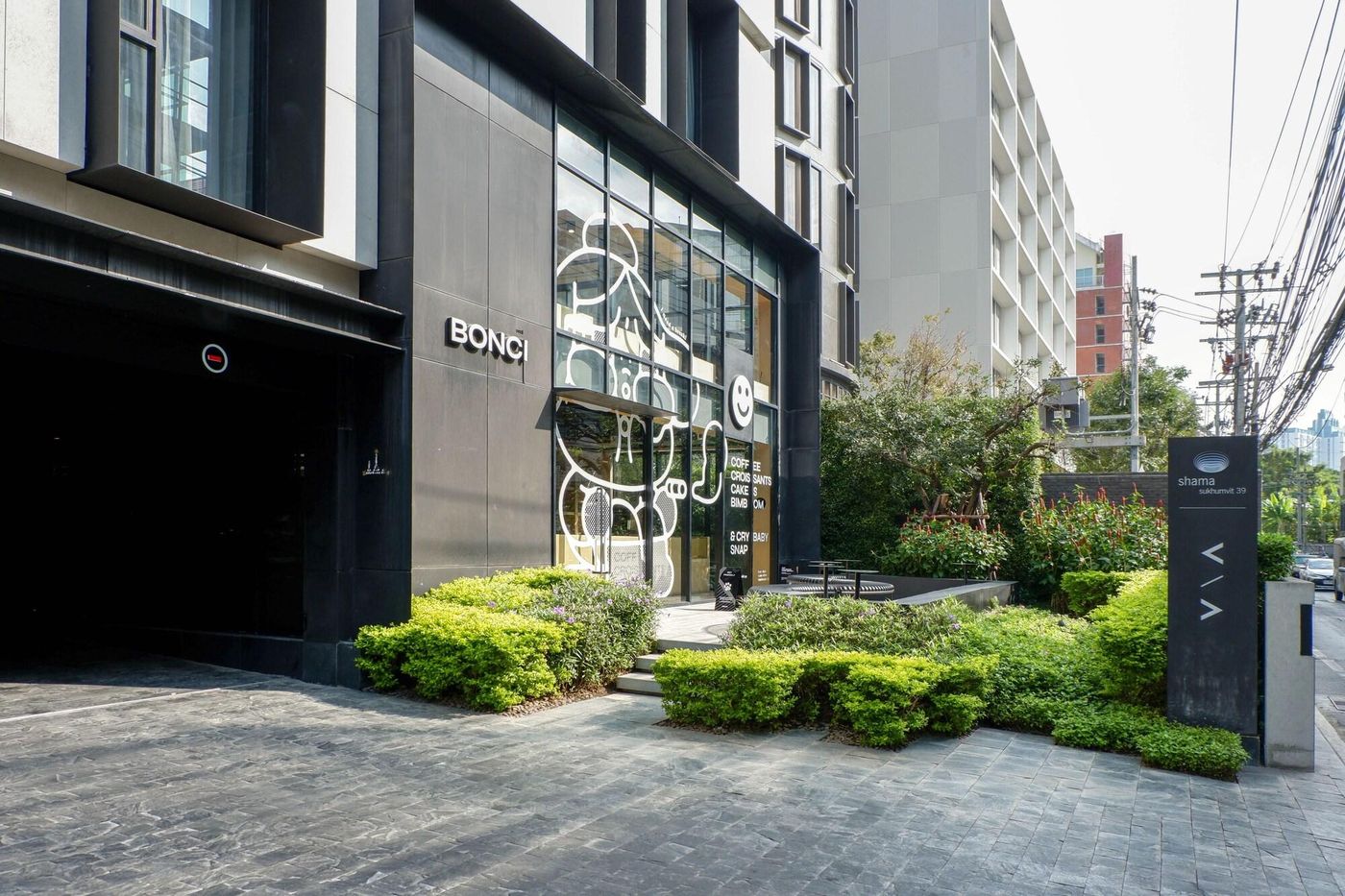 Walton-Suites-Sukhumvit-Restaurant-8