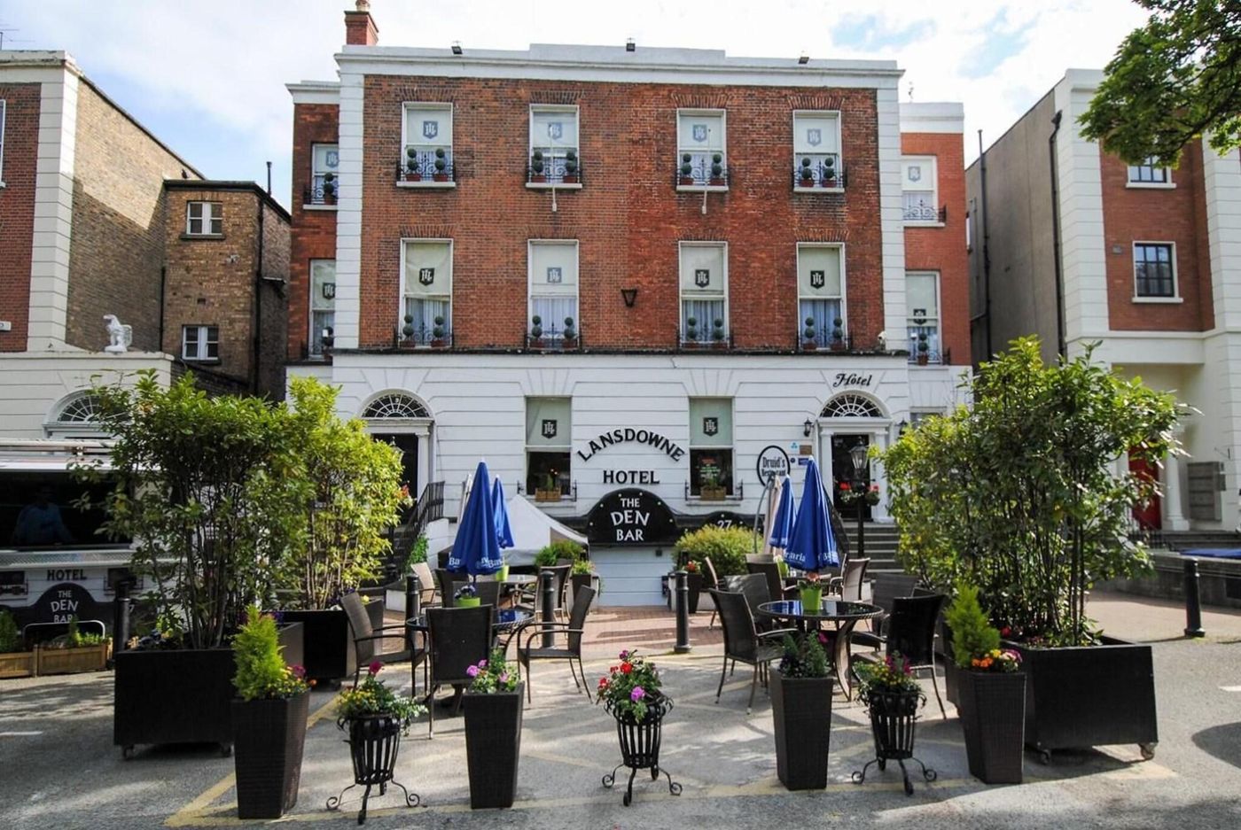 The-Lansdowne-Hotel-General-view-1