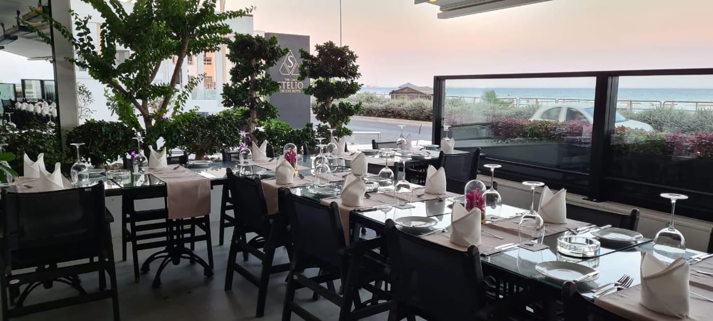 The-Ciao-Stelio-Deluxe-Hotel-Terrace-3