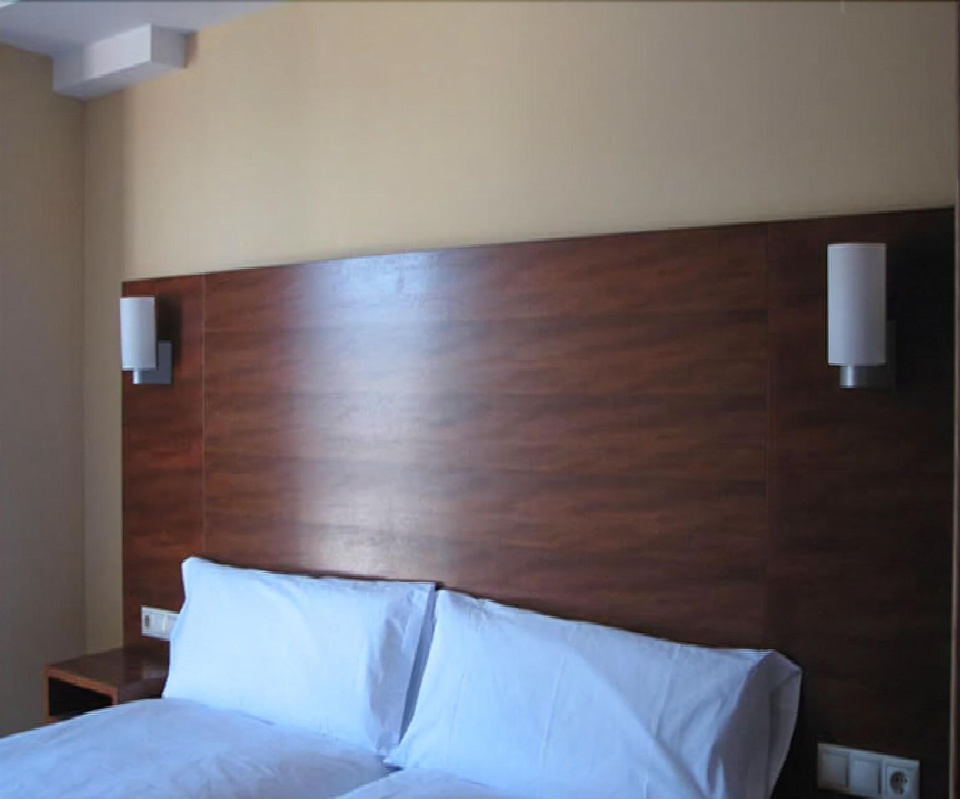 Hotel Ruta De La Plata De Asturias-Spain-POLA DE LENA-Room-10