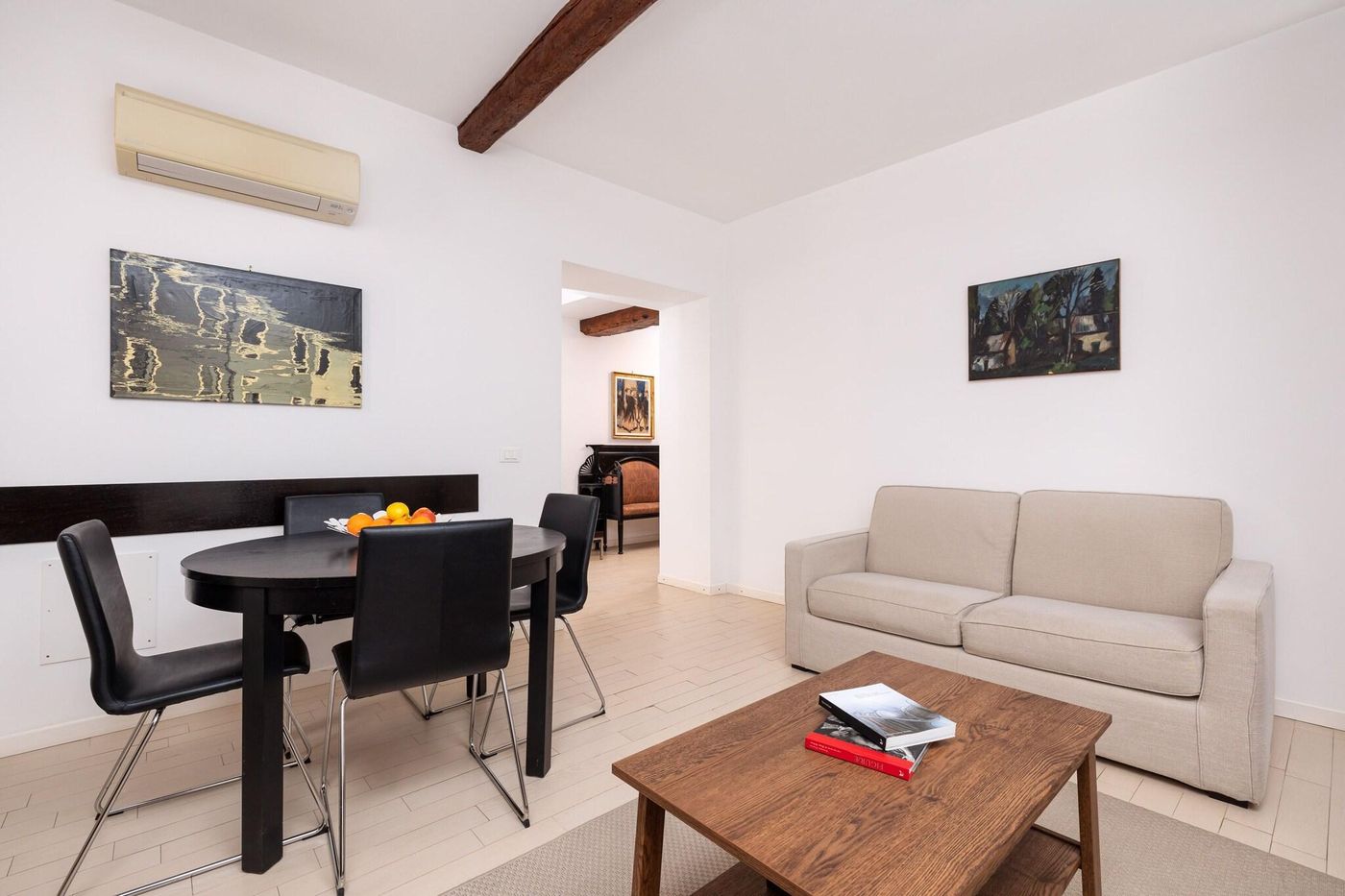 Residence-Ca--Foscolo-Room-26