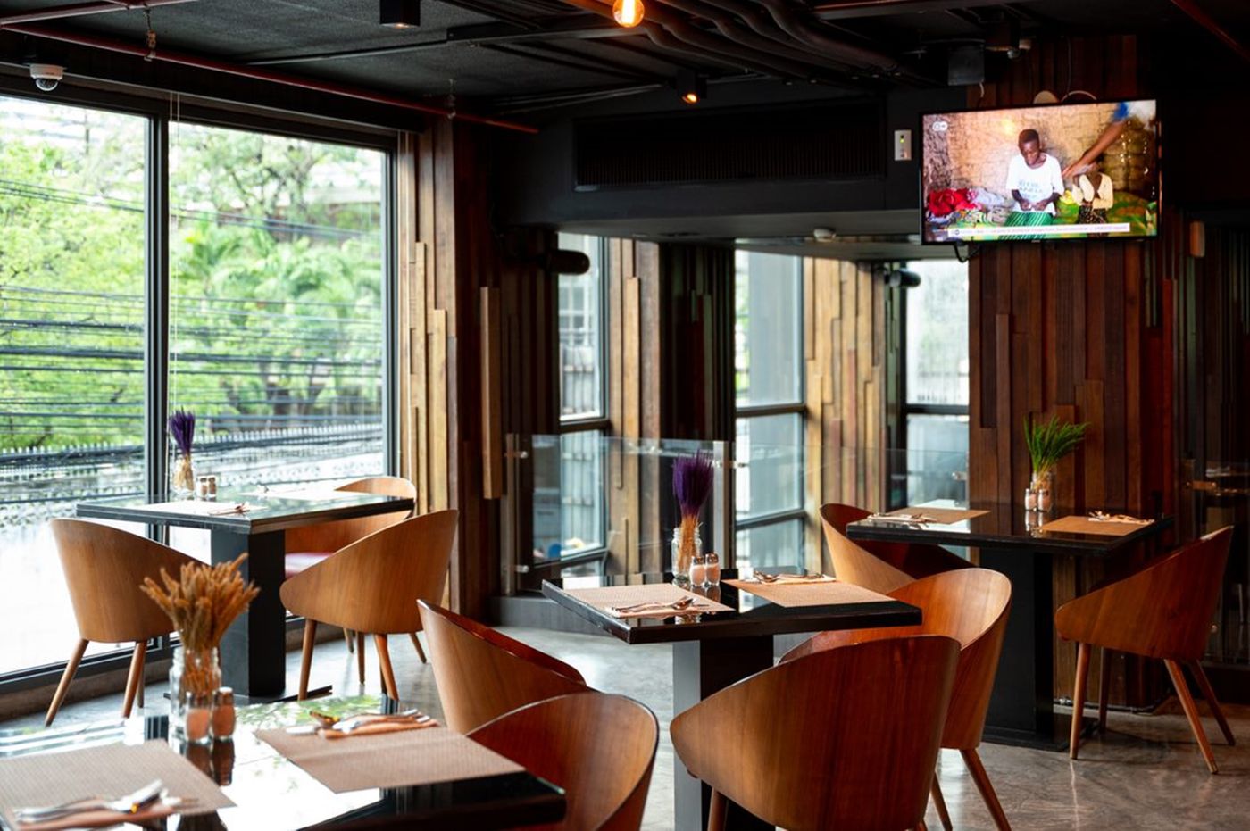 Maitria-Mode-Sukhumvit-15-Bangkok-Restaurant-10