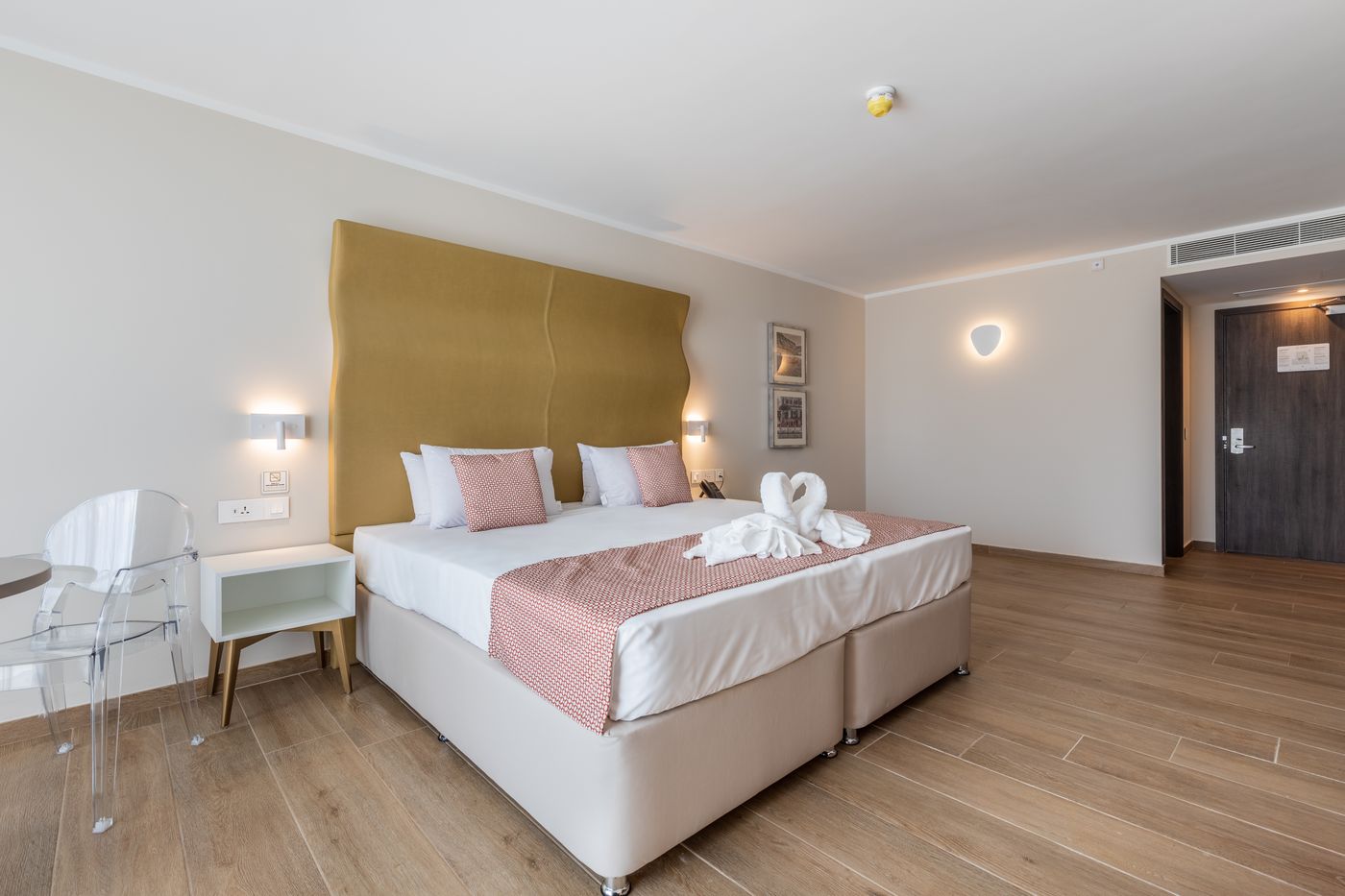 Seaview-Hotel---Adults-Only-16--Room-12