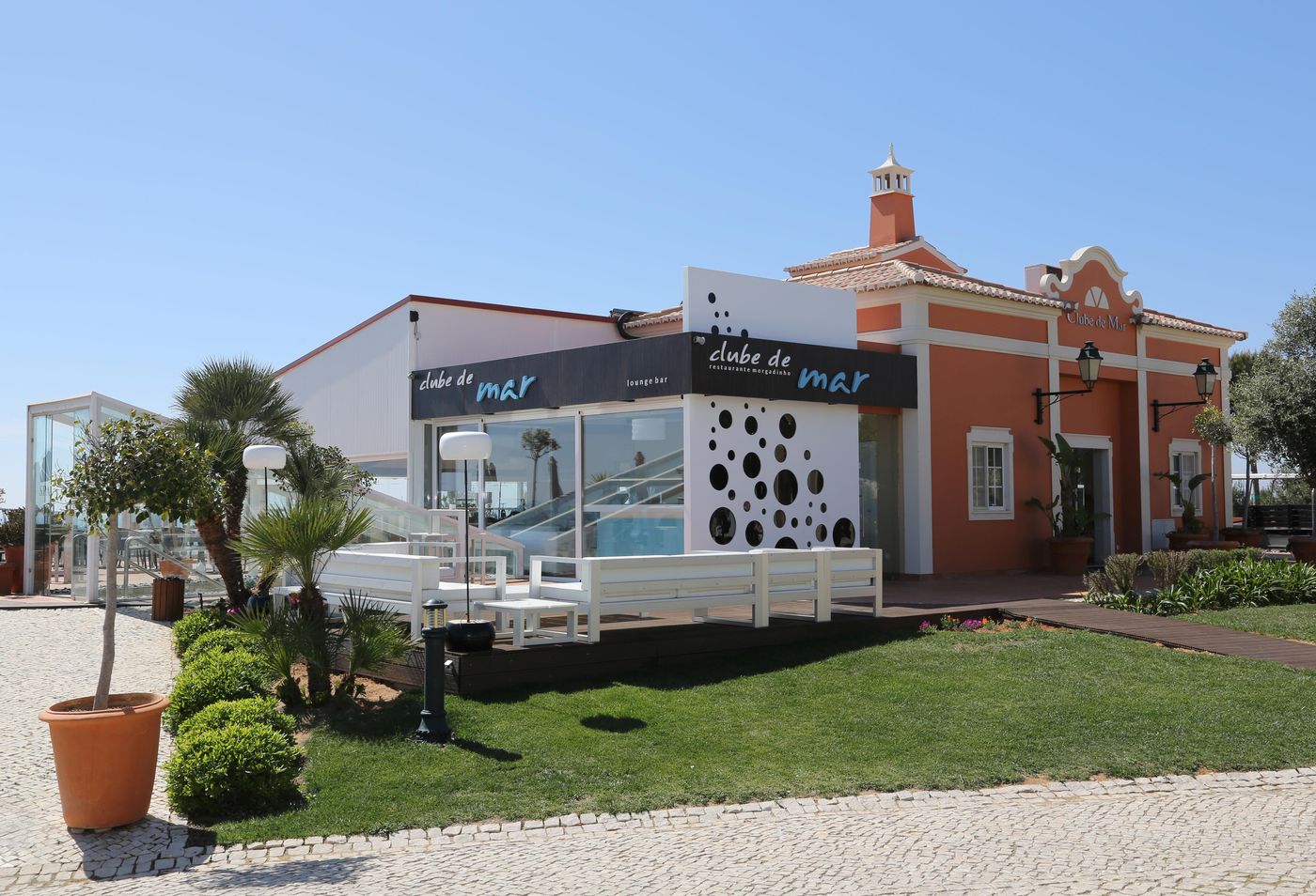 Suites-Alba-Resort---Spa-Bar-12