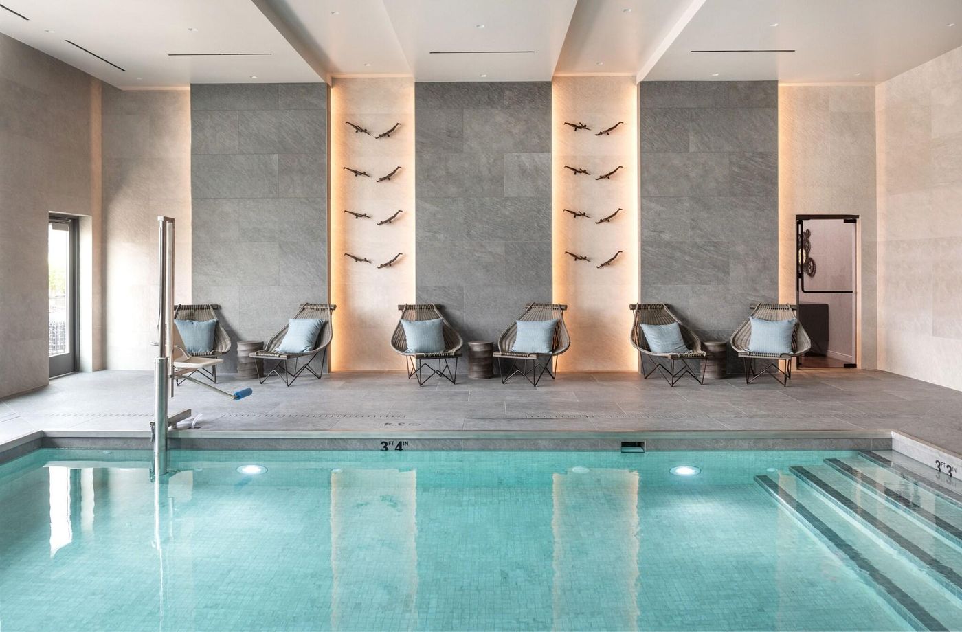 The-Row-Hotel-At-Assembly-Row--Autograph-Collectio-Pool-58