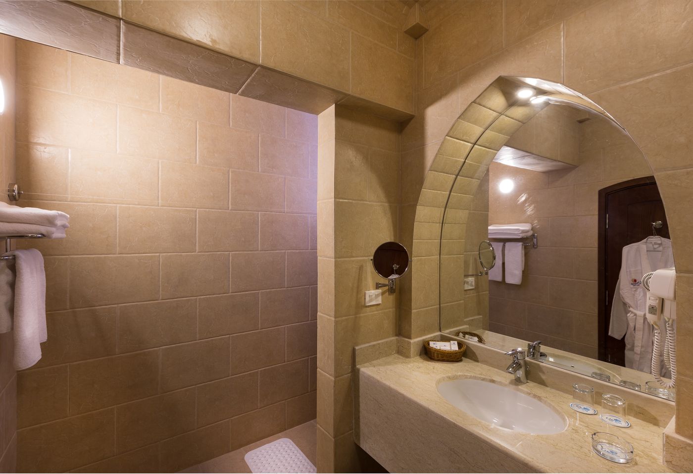 Utopia-Beach-Club-Room-48