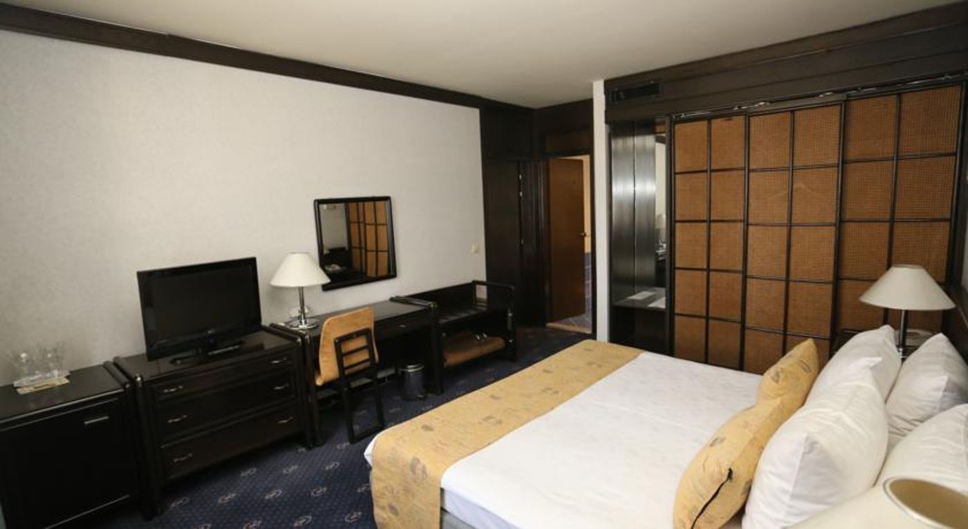 Holiday-Bosnia & Herzegovina-SARAJEVO-General view-10