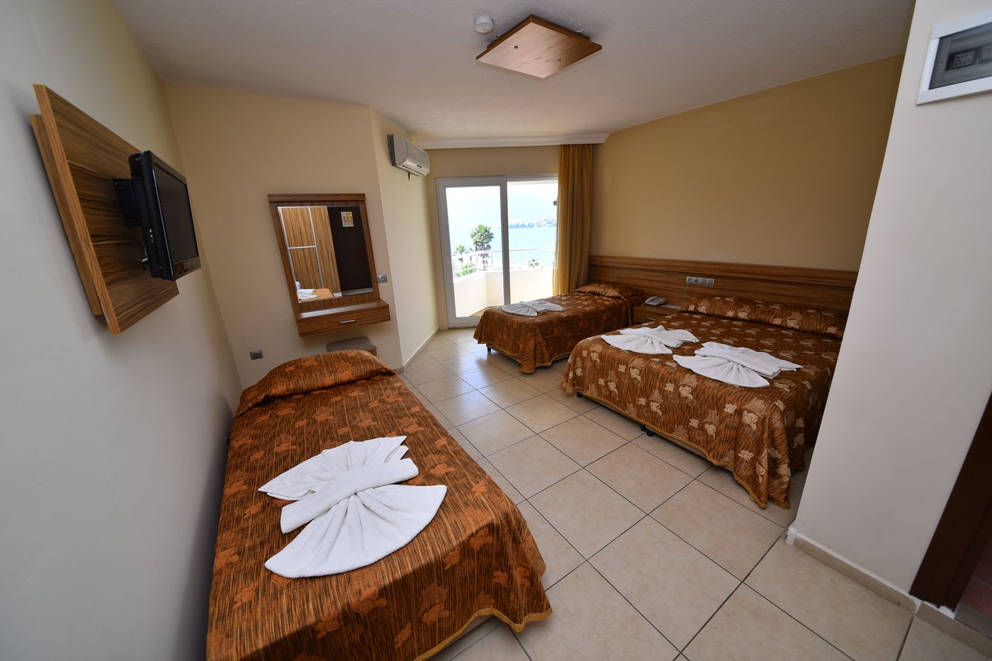 Rosary-Beach-Hotel-Room-23