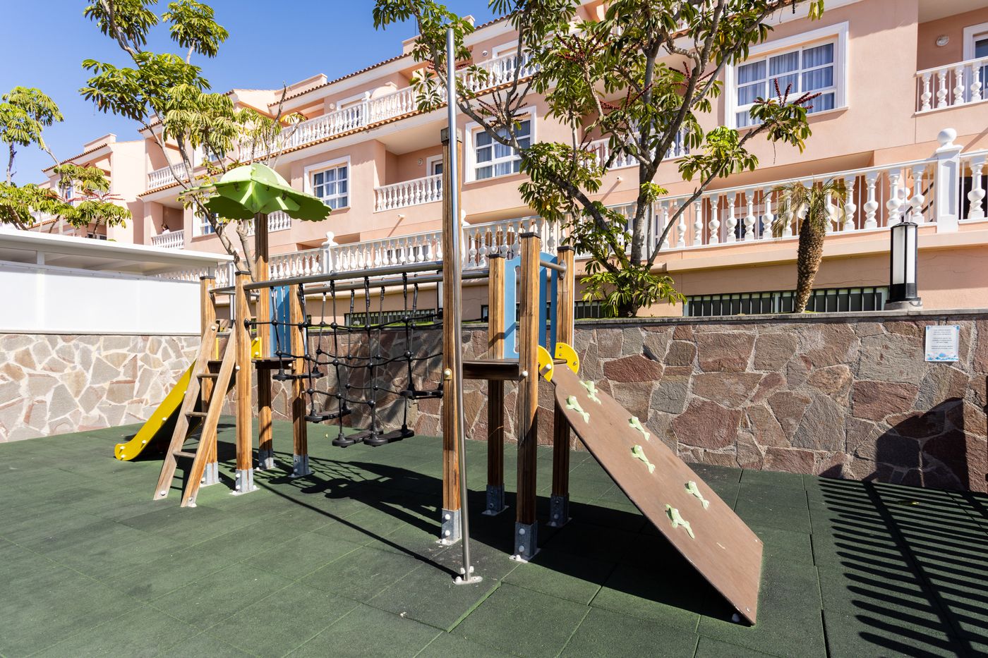 El-Duque-Sports-and-Entertainment-63