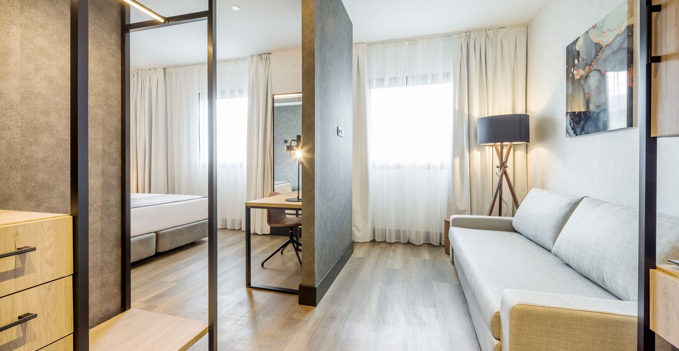 Hotel ILUNION San Mamés-Spain-Bilbao-Room-10