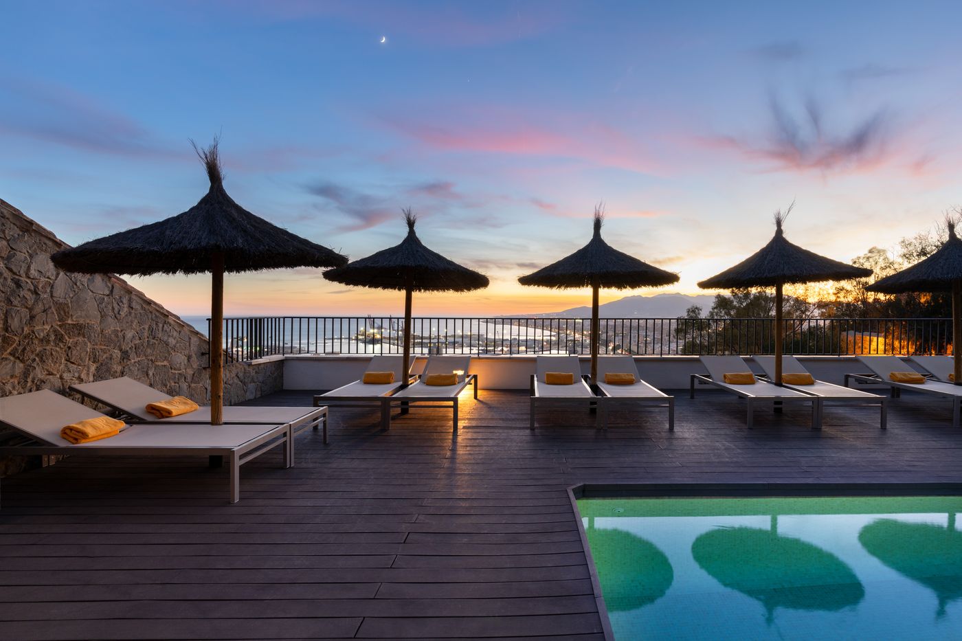 Parador-de-Malaga--Gibralfaro-Pool-6