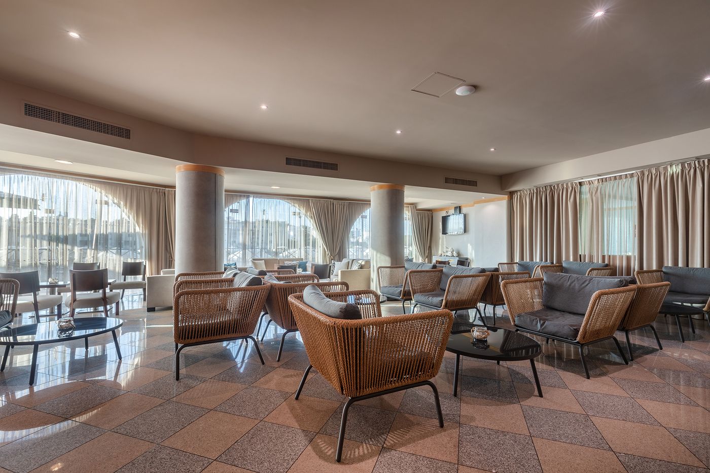 Solaqua-Apartments-Bar-42