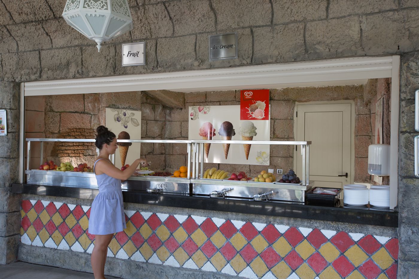 Royal-Alhambra-Palace-Restaurant-53