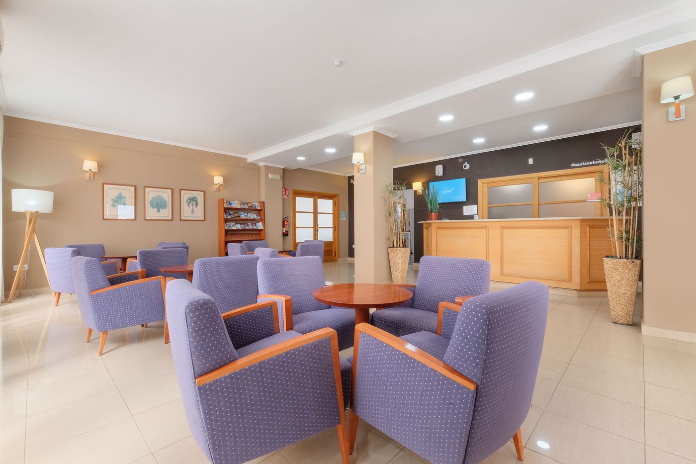 Azuline-Hotel-Mediterraneo-Lobby-24