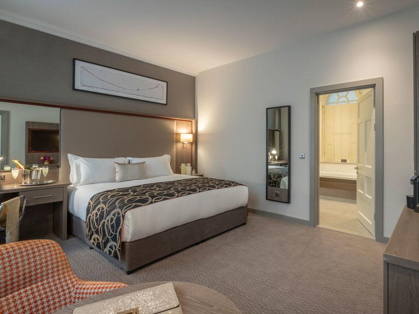 Clayton-Hotel-Charlemont-Room-7