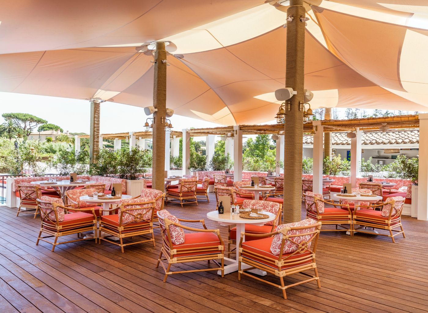 Tartane-Saint--Tropez-Restaurant-16