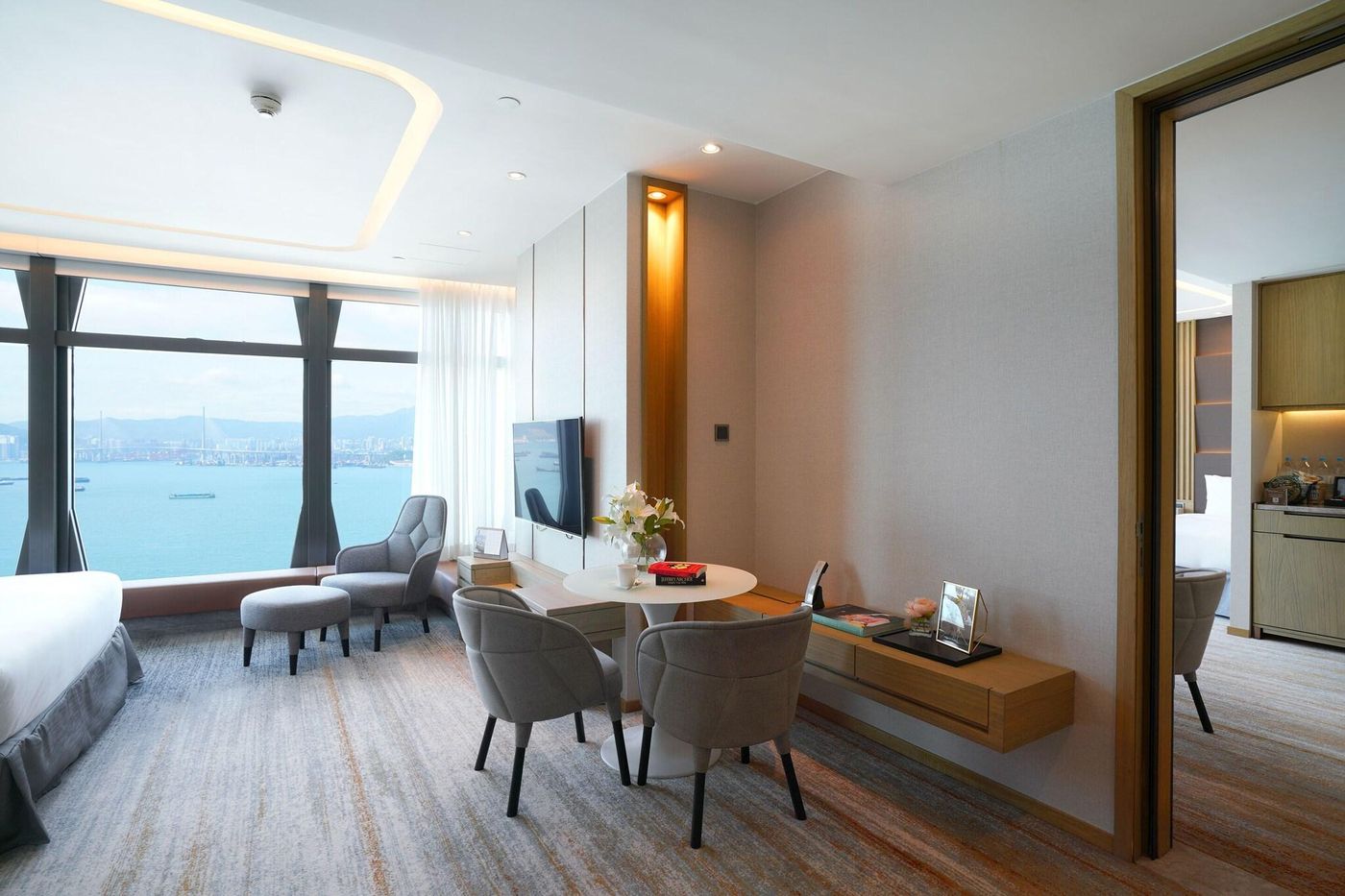 One-Eight-One-Hotel-Serviced-Residences-Room-21