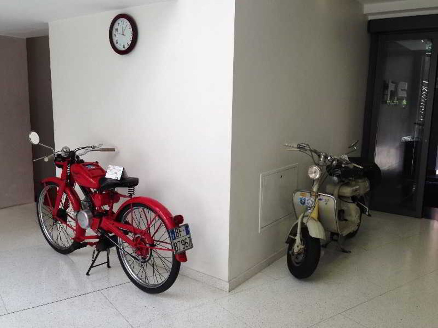 ibis-Styles-Milano-Centro-Lobby-52