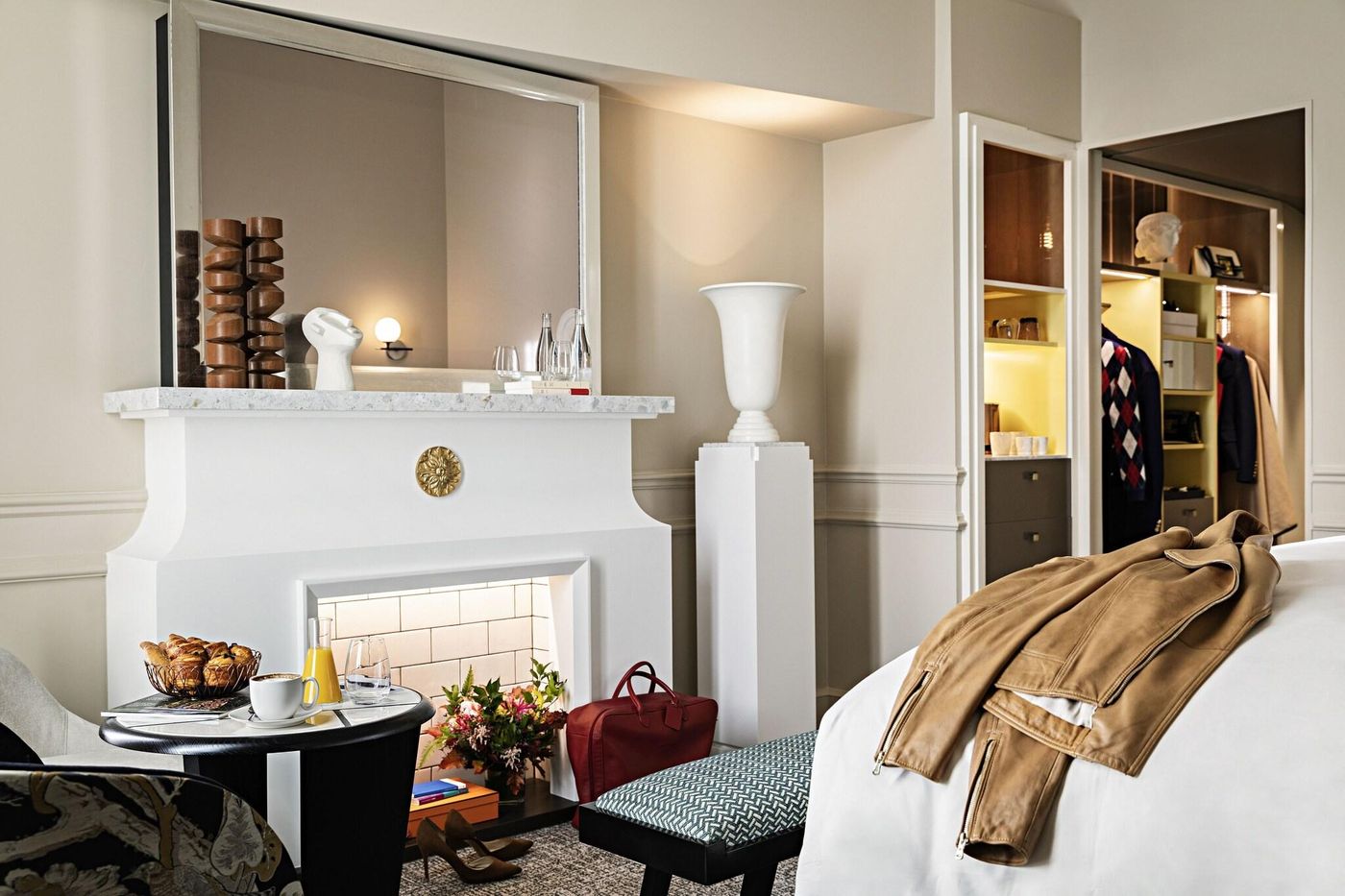 Sofitel-Le-Scribe-Paris-Opera-Room-8