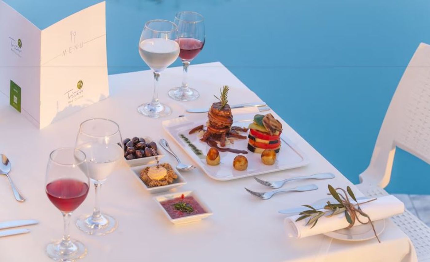 Kipriotis-Panorama-and-Suites-Restaurant-54