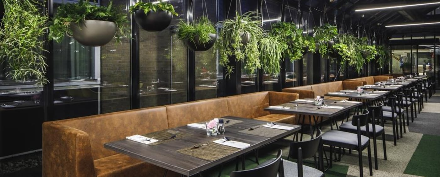 NH-Amsterdam-Schiphol-Airport-Restaurant-19