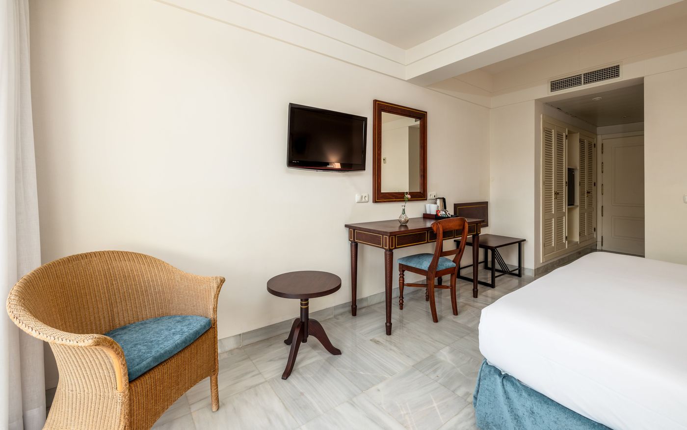 Guadacorte-Park-Room-36