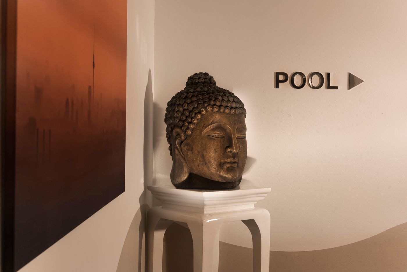 Holiday-Inn-Berlin---City-West-Pool-17