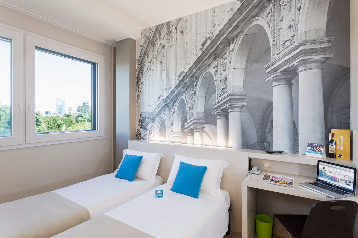 B-B-Hotel-Milano-Cenisio-Garibaldi-Room-5