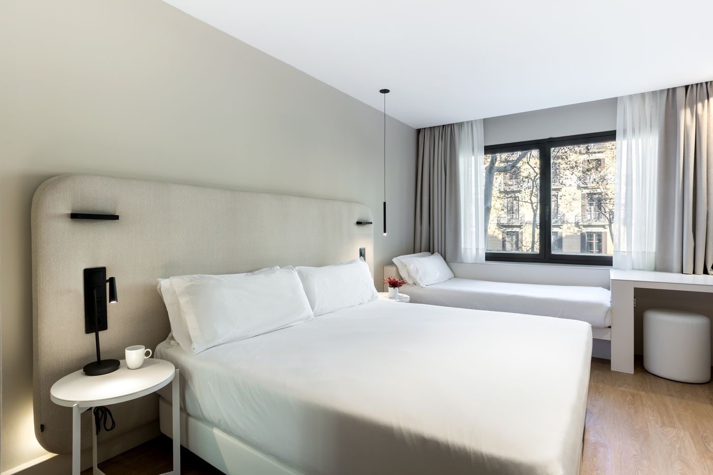 Royal Ramblas-Spain-BARCELONA-General view-3