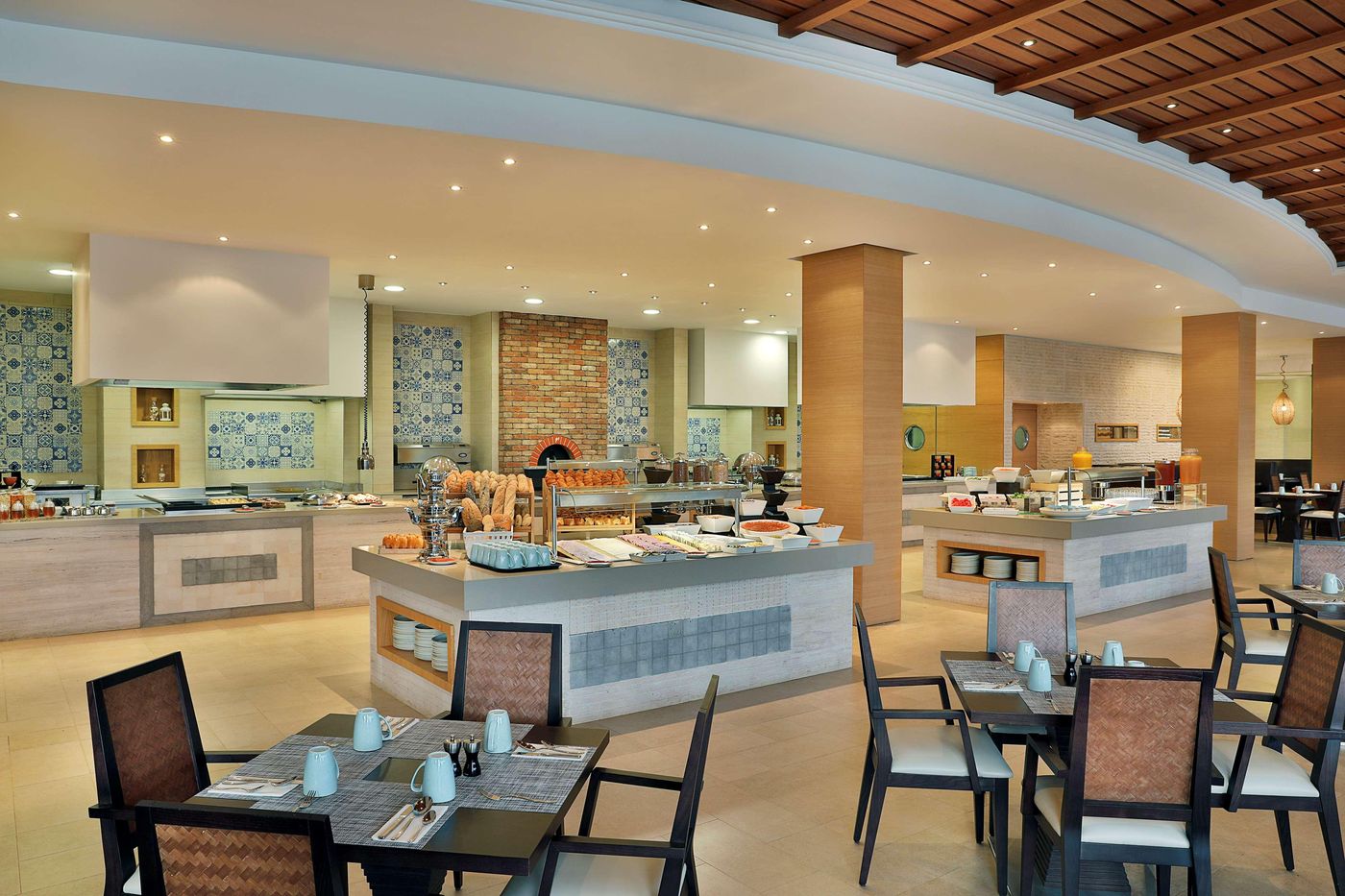 Hilton-Cabo-Verde-Sal-Resort-Restaurant-58