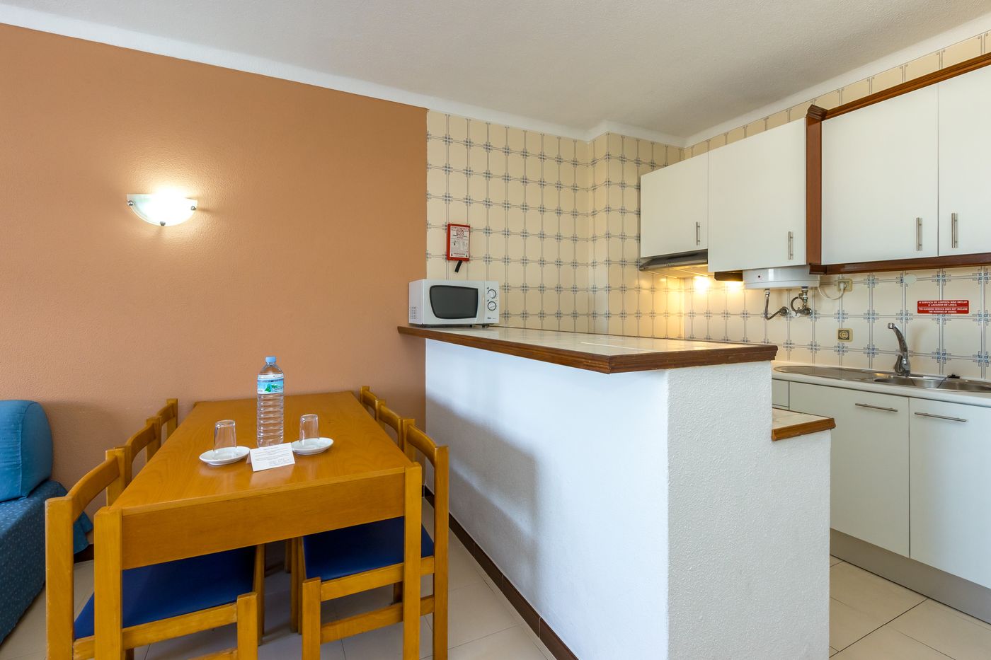 Janelas-do-Mar-Room-28