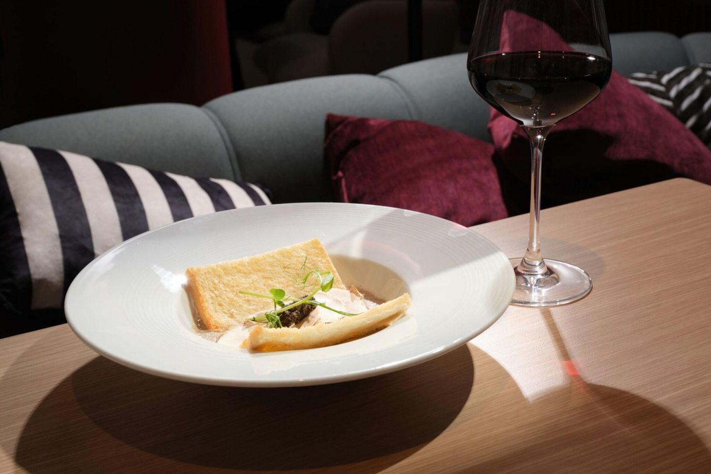 Moxy-Paris-Val-D-Europe-Restaurant-24