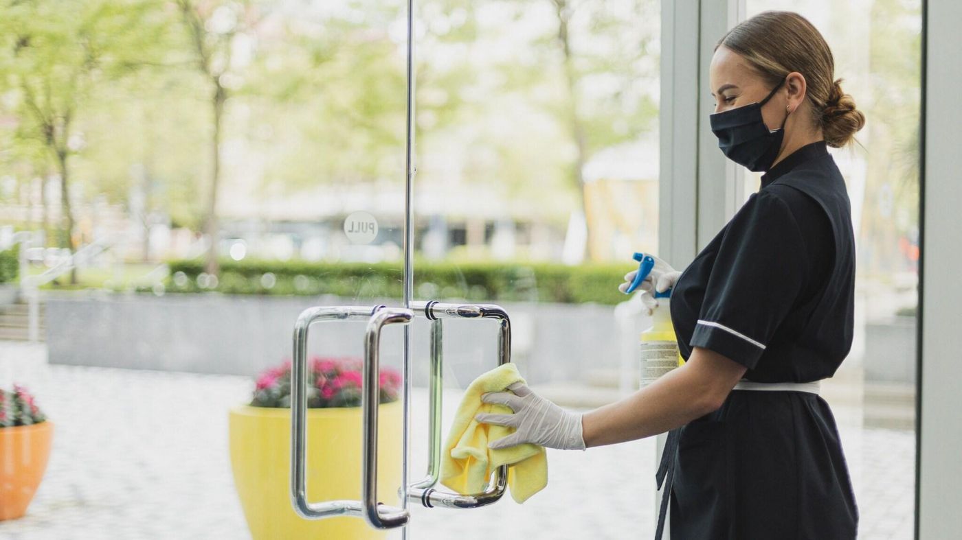 Sheraton-Vancouver-Wall-Centre-Room-55