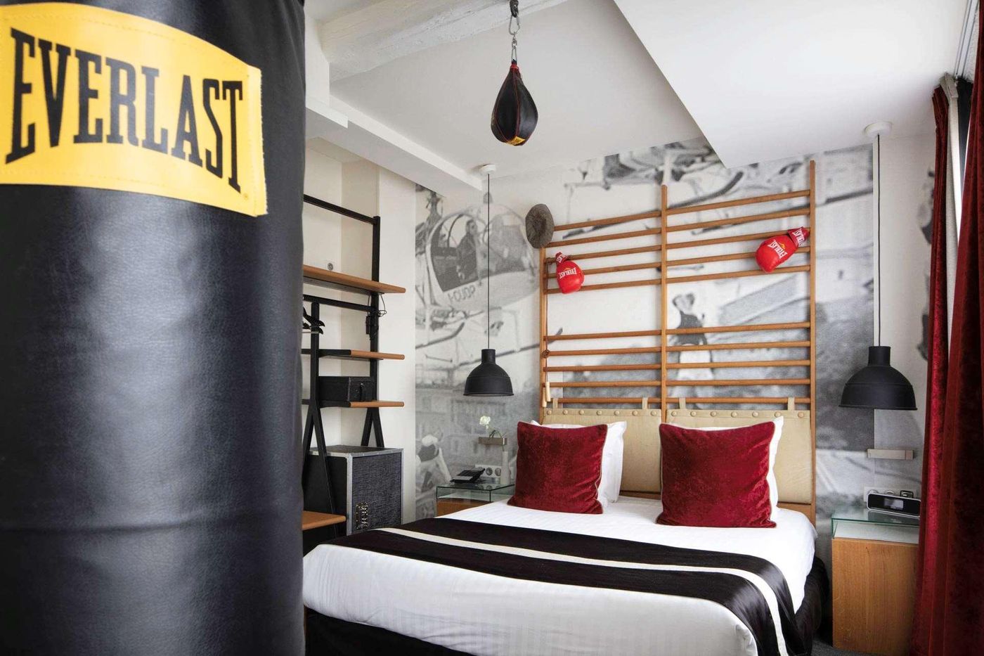 Le-123-Sebastopol-Astotel-Room-29