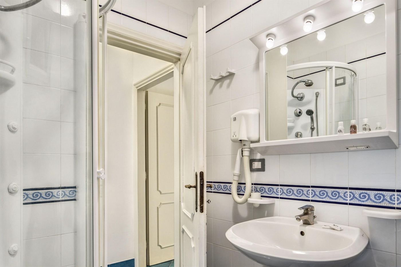 Gocce-Di-Capri--Residence-Room-33