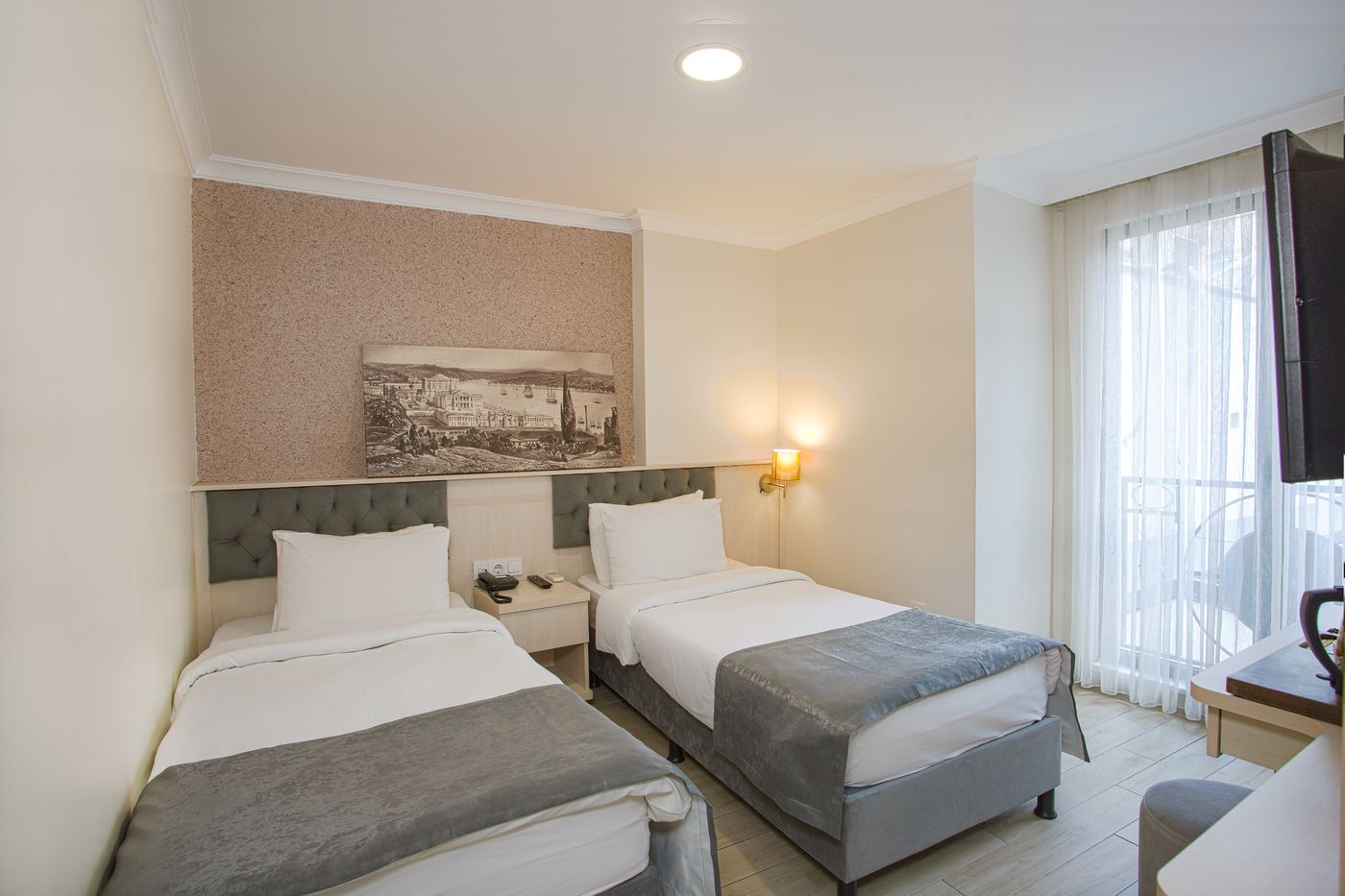 Sim-Hotel-Istanbul-Room-22