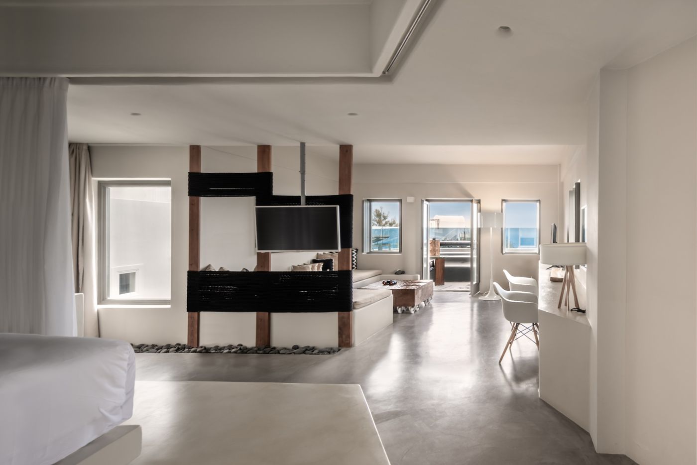 West-East-Suites-Room-32